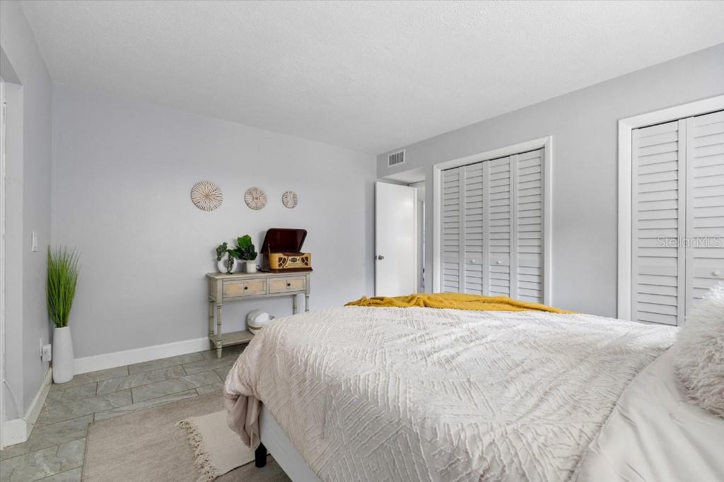 3301 SHERWOOD DR — photo 20