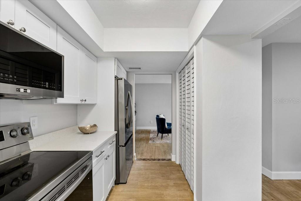 3301 SHERWOOD DR — photo 13