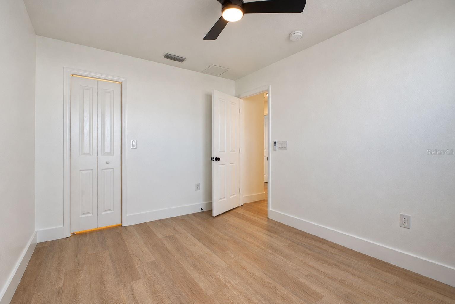 31421 SHAKER CIR — photo 37