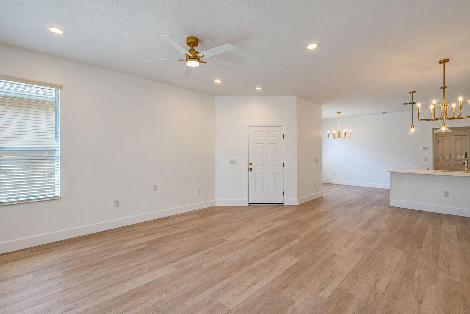31421 SHAKER CIR — photo 5