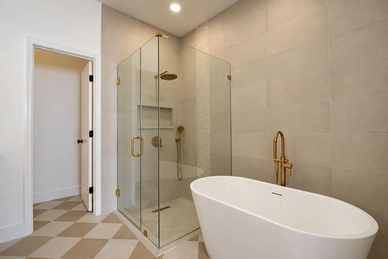 31421 SHAKER CIR — photo 22