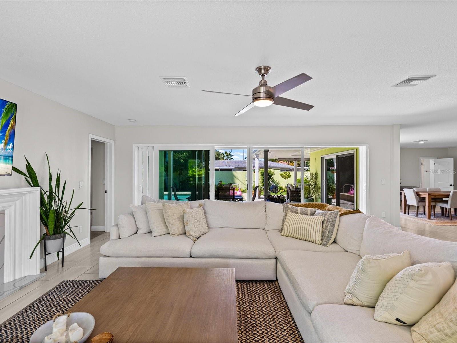 1316 GOLF VIEW DR — photo 23