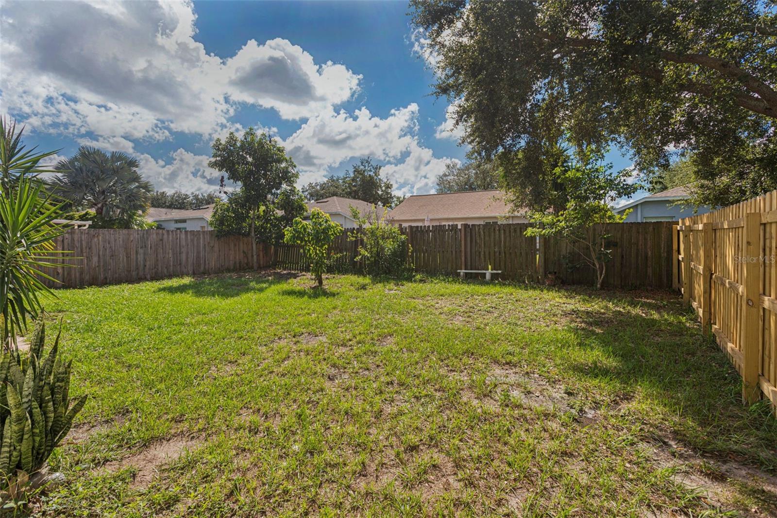 13233 EARLY RUN LN — photo 24