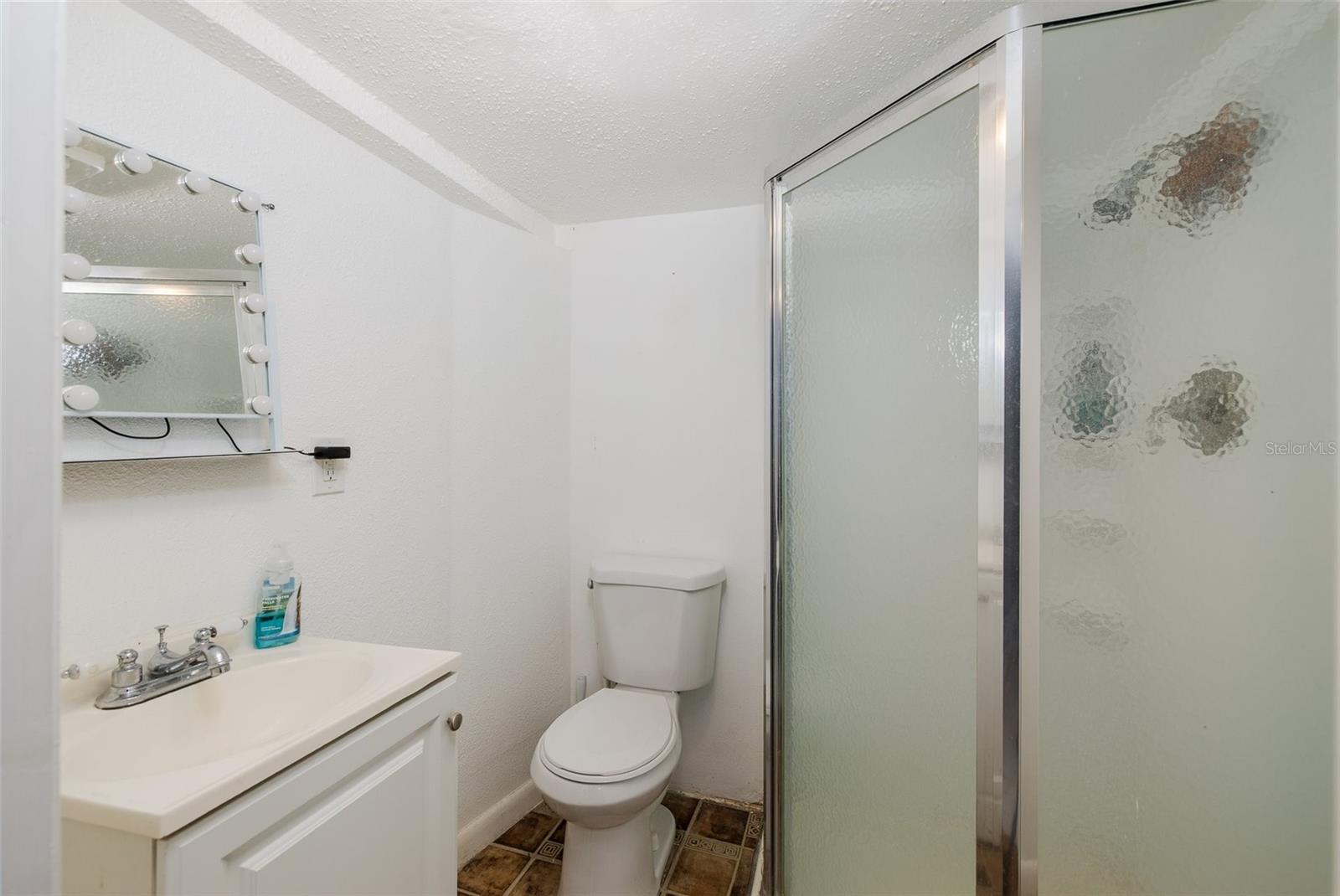 3138 BLUFF BLVD — photo 42