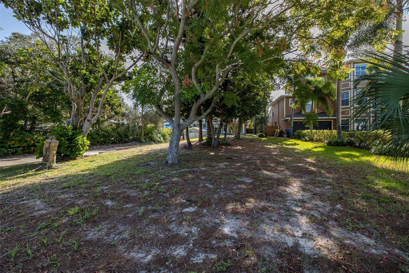 3138 BLUFF BLVD — photo 81