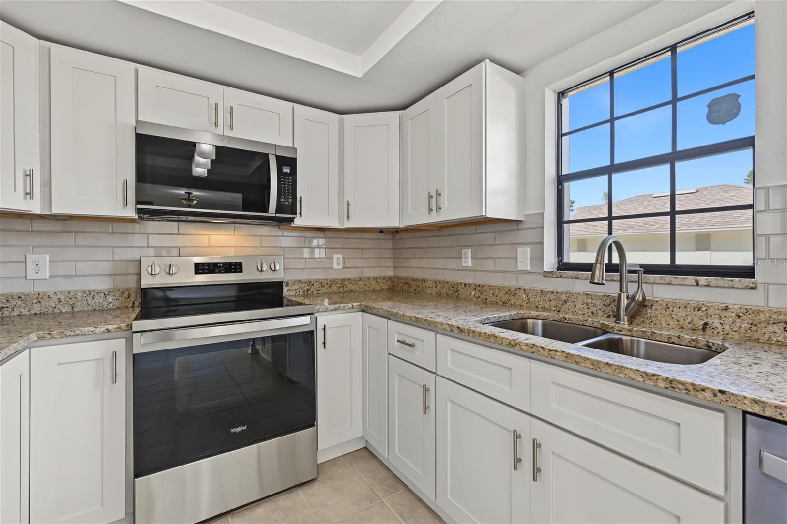 2460 HERON TER #102E — photo 17
