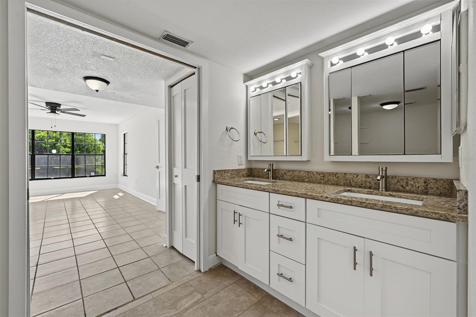 2460 HERON TER #102E — photo 12