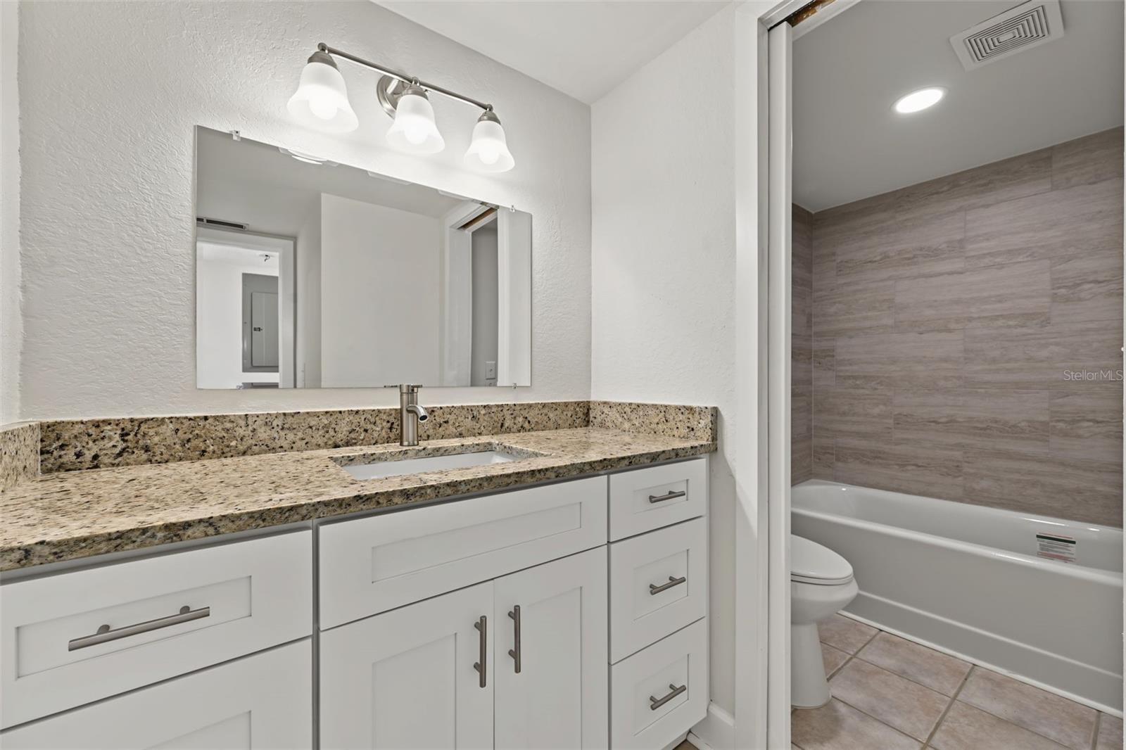 2460 HERON TER #102E — photo 16
