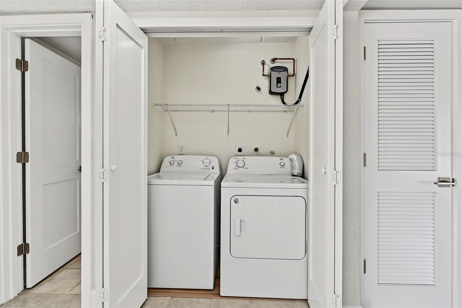 2460 HERON TER #102E — photo 21