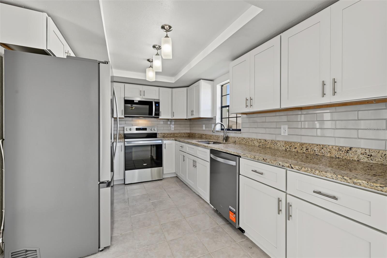 2460 HERON TER #102E — photo 19