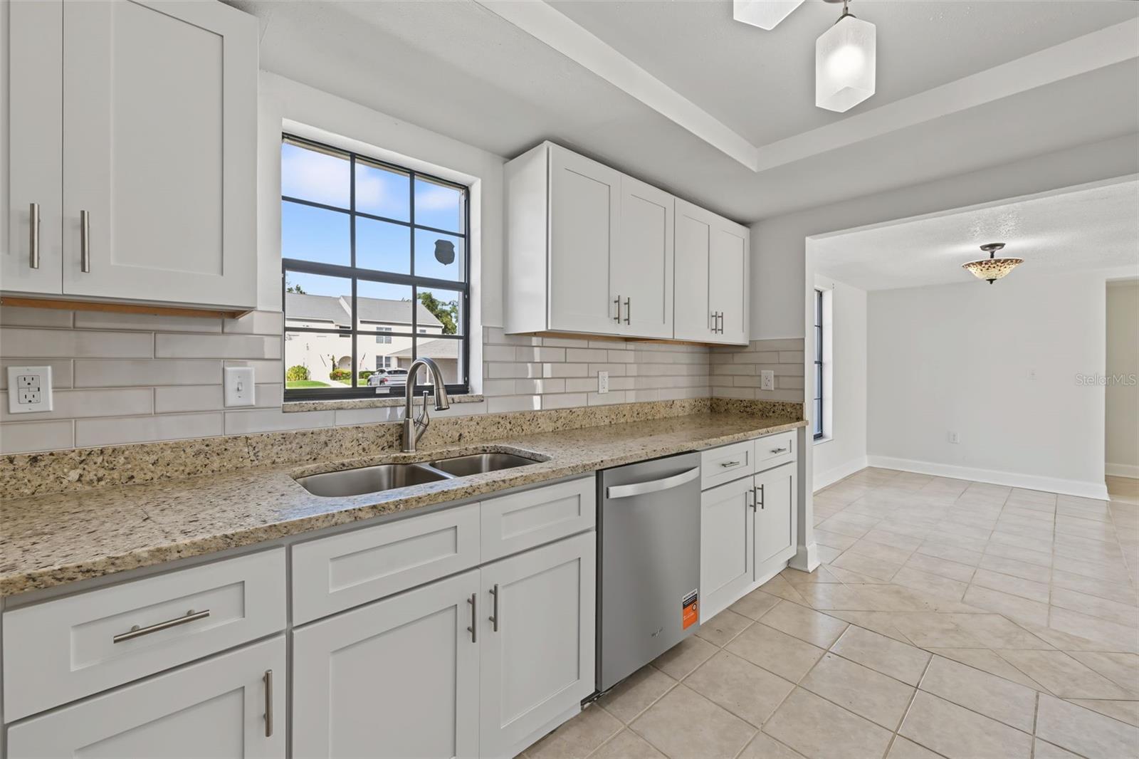 2460 HERON TER #102E — photo 18
