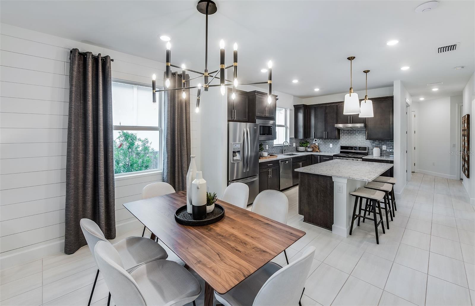 10513 SEA BREEZE RIDGE DR — photo 4