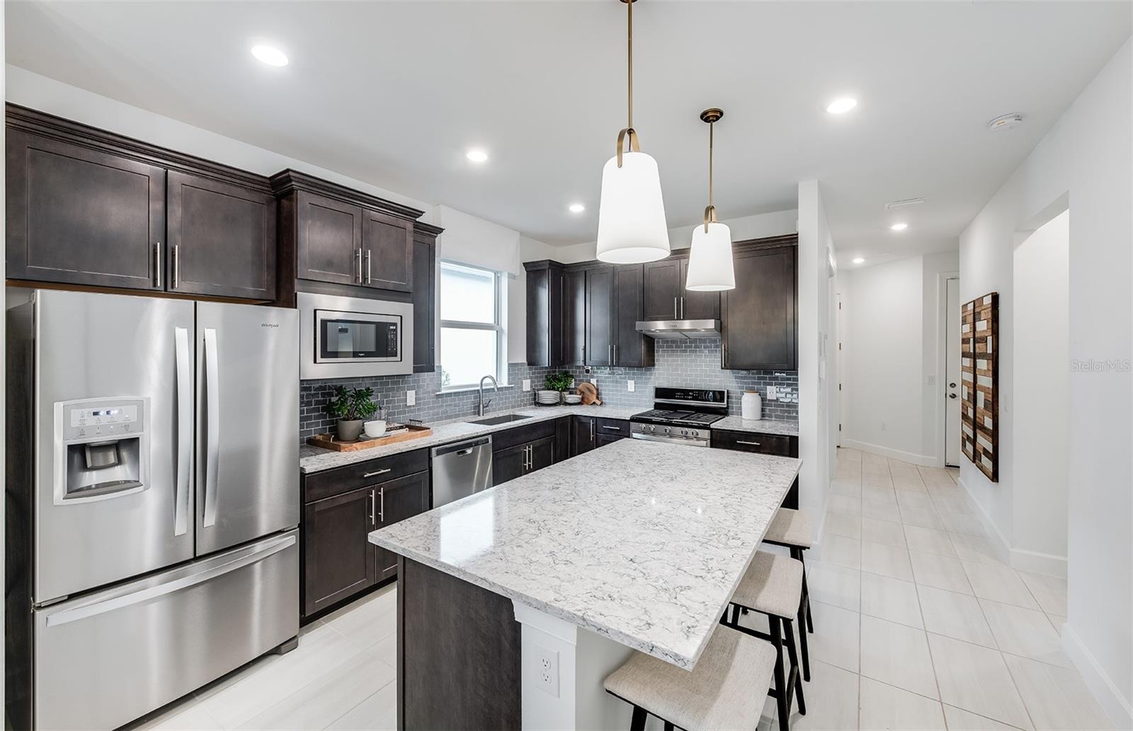 10513 SEA BREEZE RIDGE DR — photo 9