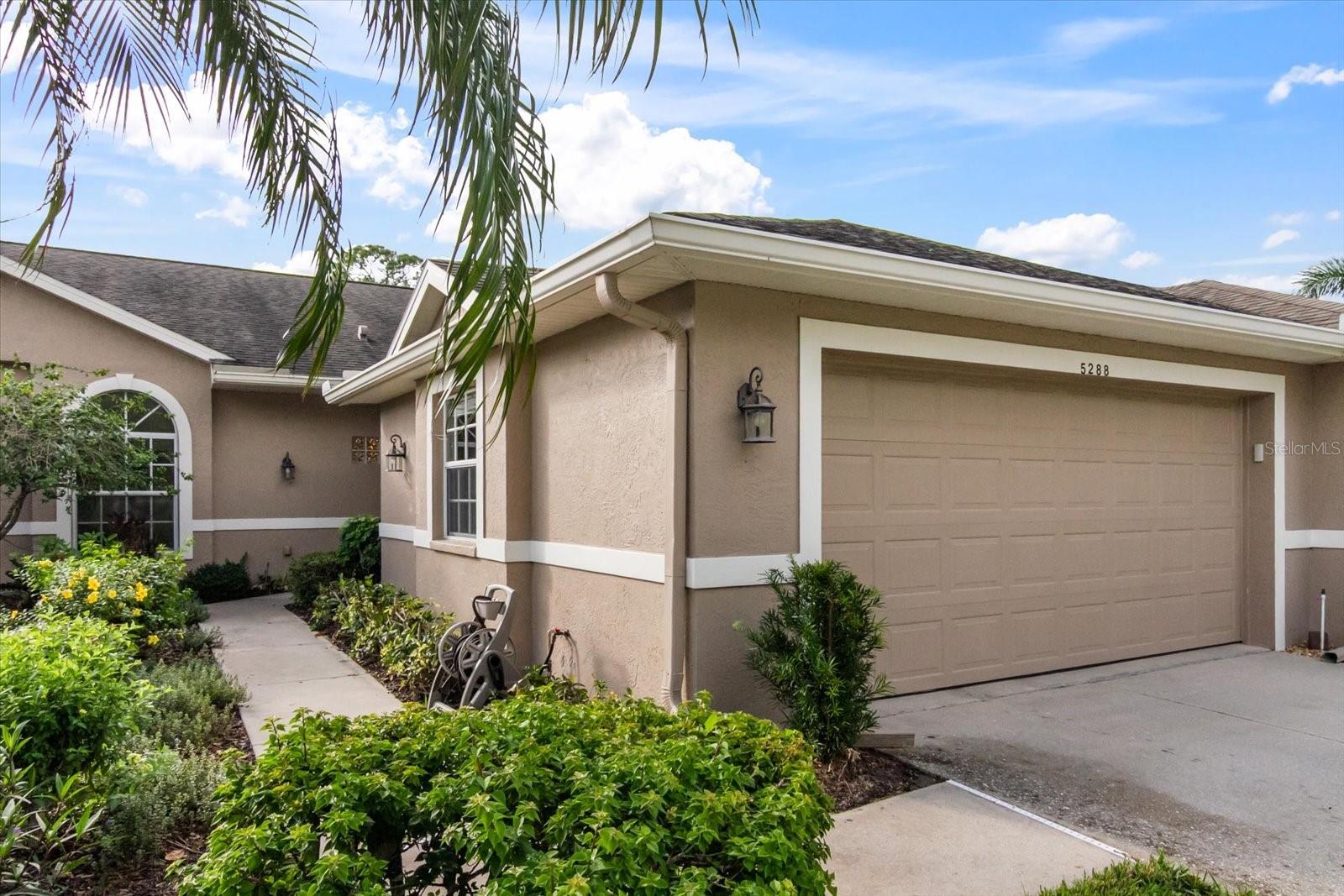 5288 MAHOGANY RUN AVE — photo 2