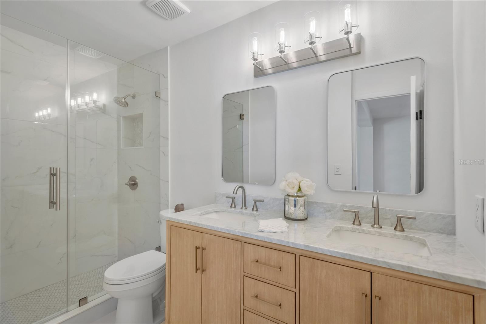3017 W HEITER ST — photo 13
