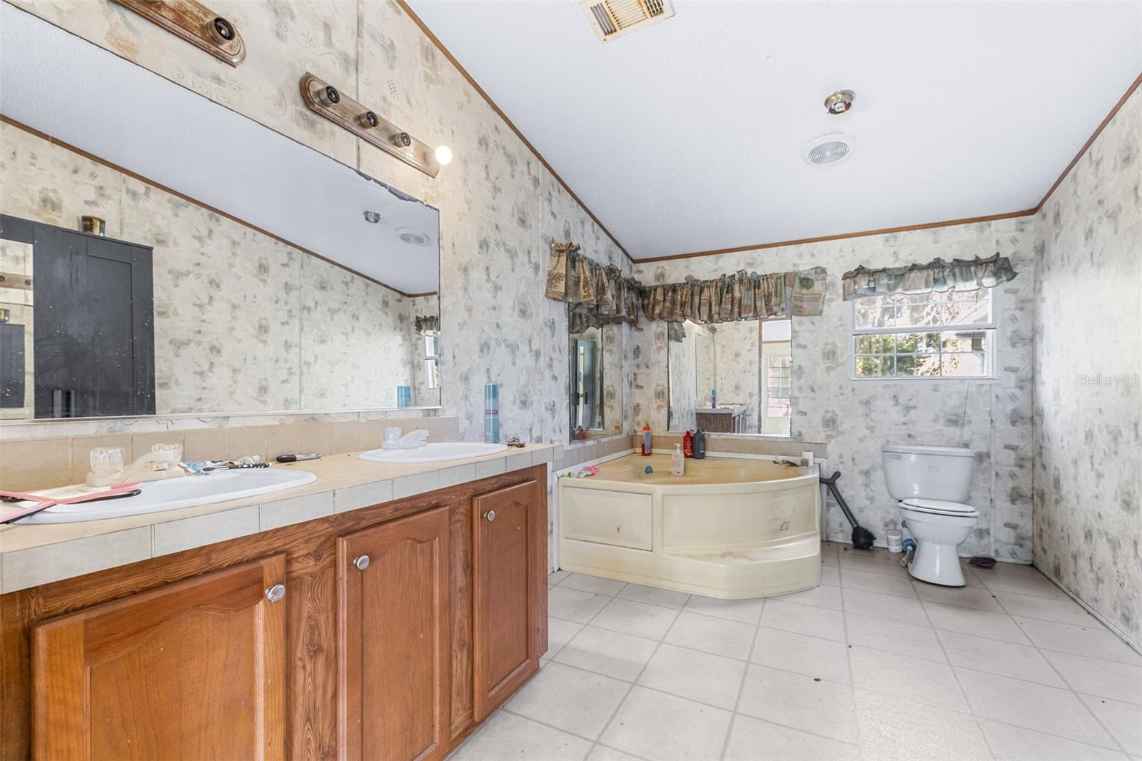 14305 BALM BOYETTE RD — photo 18