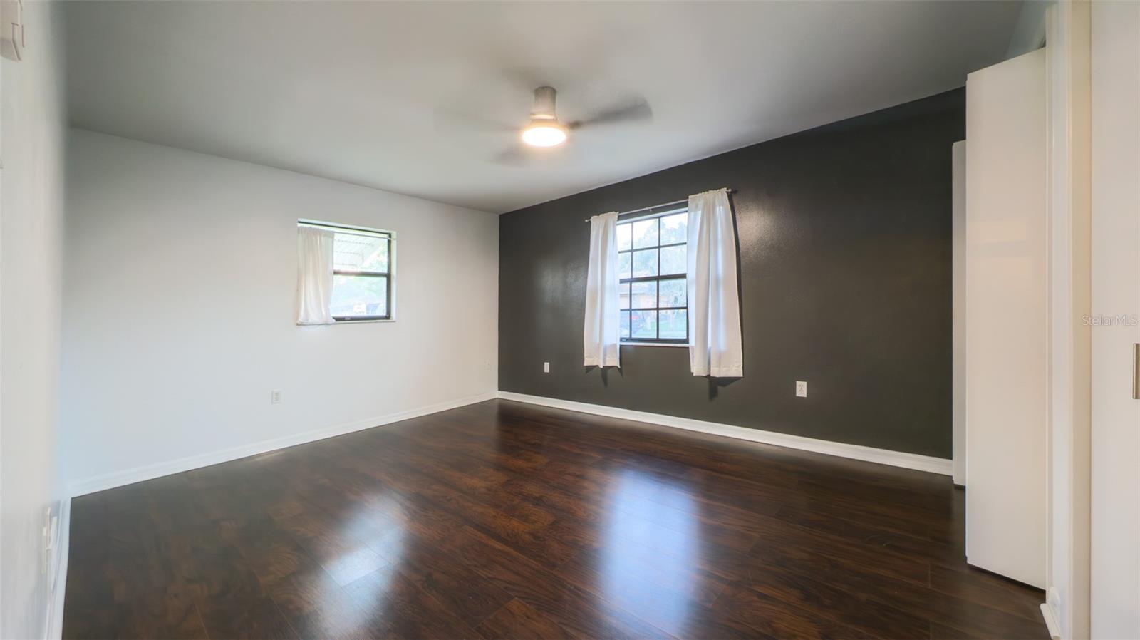 7910 RIVERDALE DR — photo 20