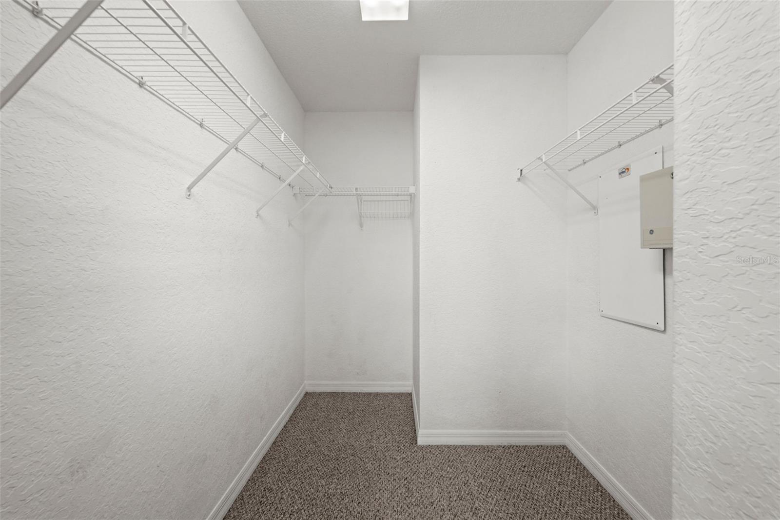 11686 TEMPEST HARBOR LOOP — photo 31