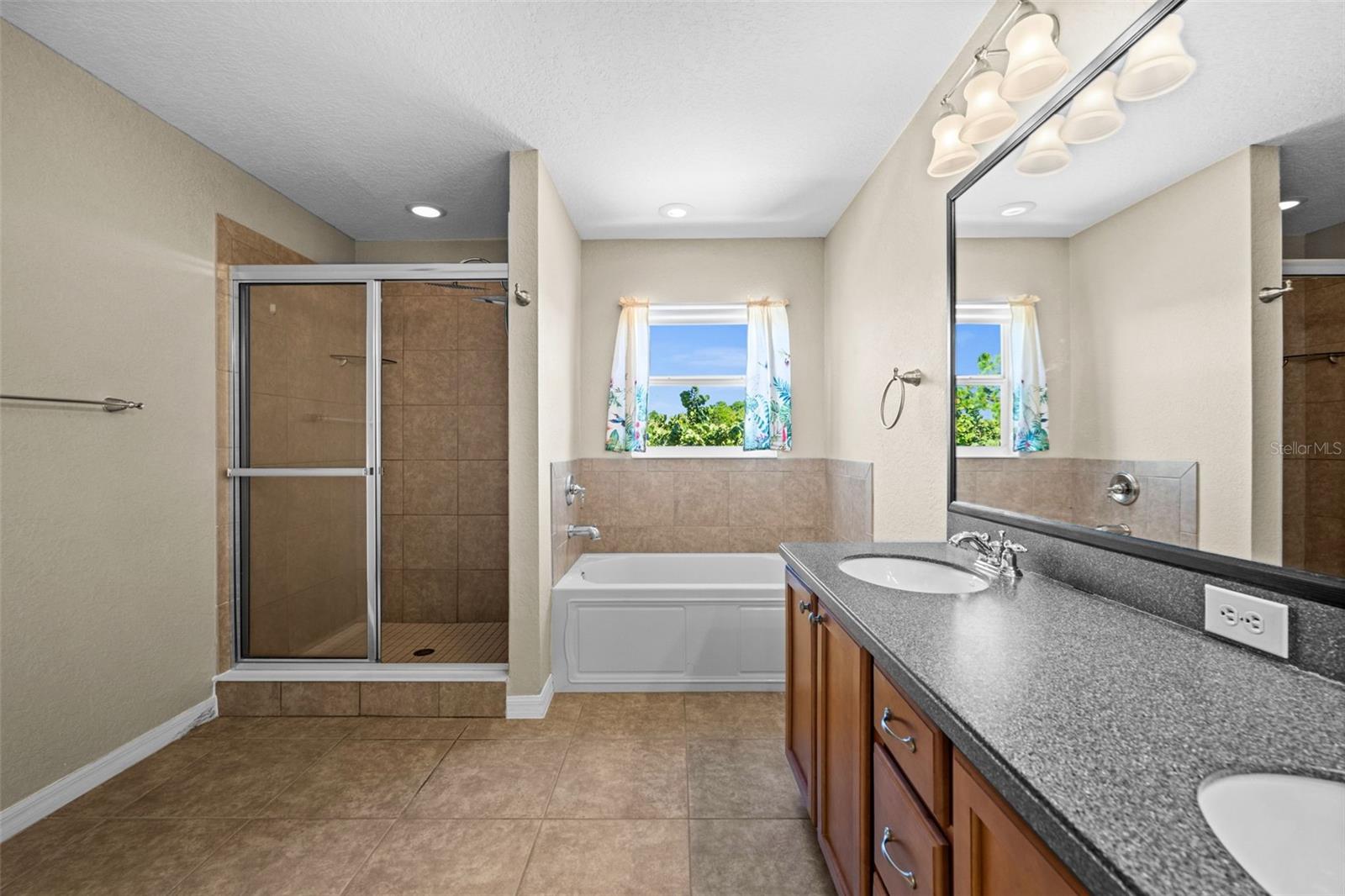 11686 TEMPEST HARBOR LOOP — photo 32