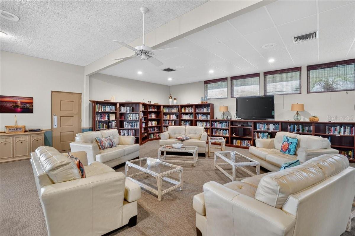 1340 GRAND BLVD #205 — photo 32