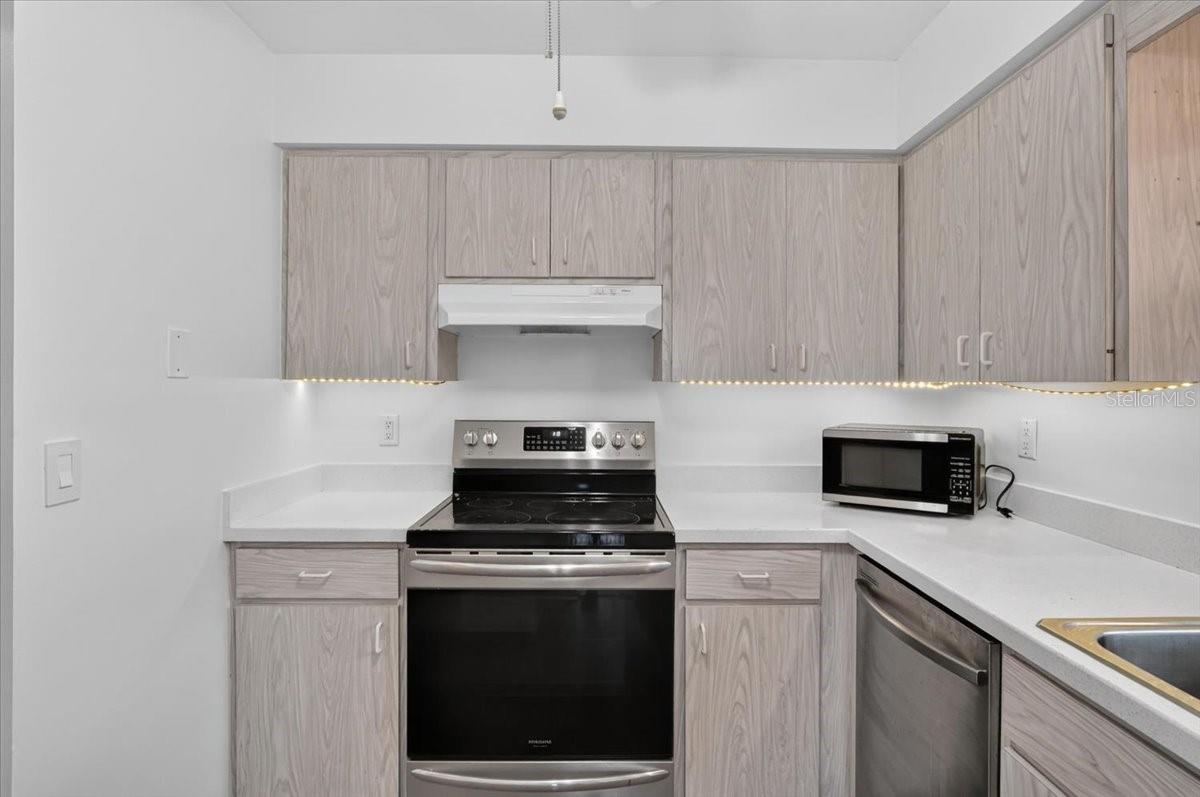 1340 GRAND BLVD #205 — photo 11