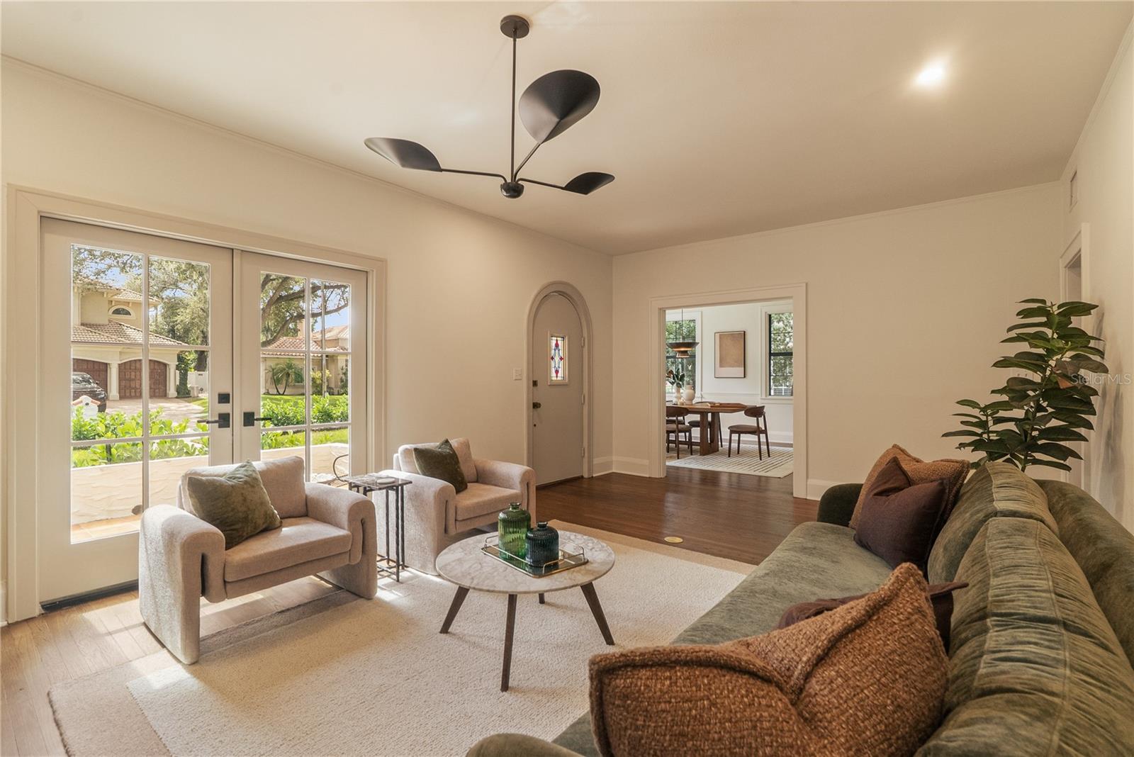 4521 W AZEELE ST — photo 25