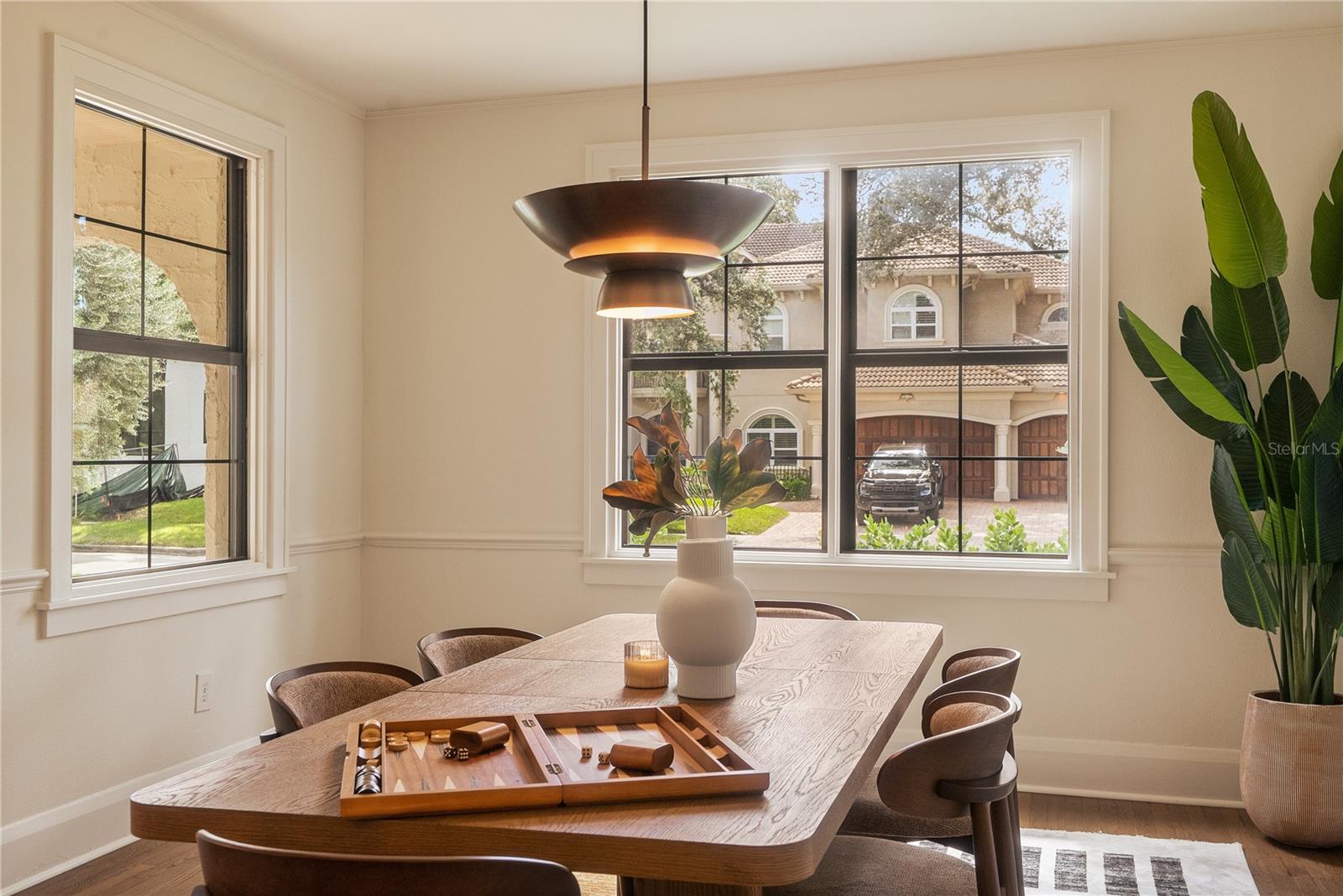 4521 W AZEELE ST — photo 32