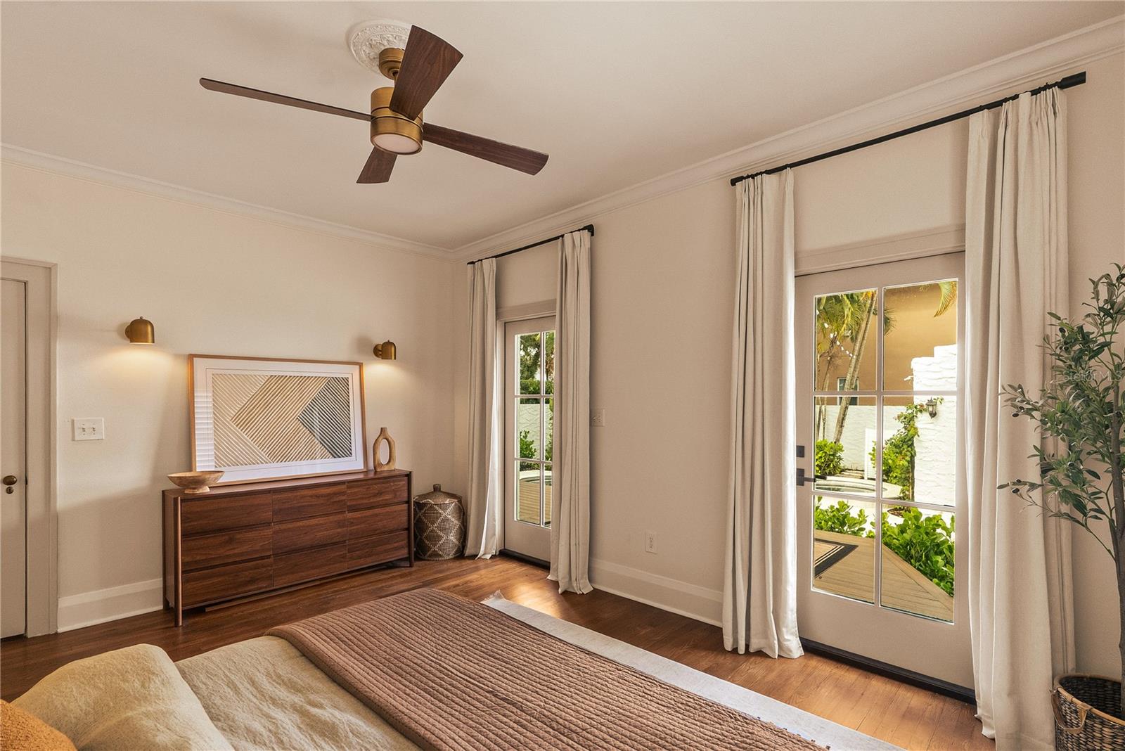 4521 W AZEELE ST — photo 37