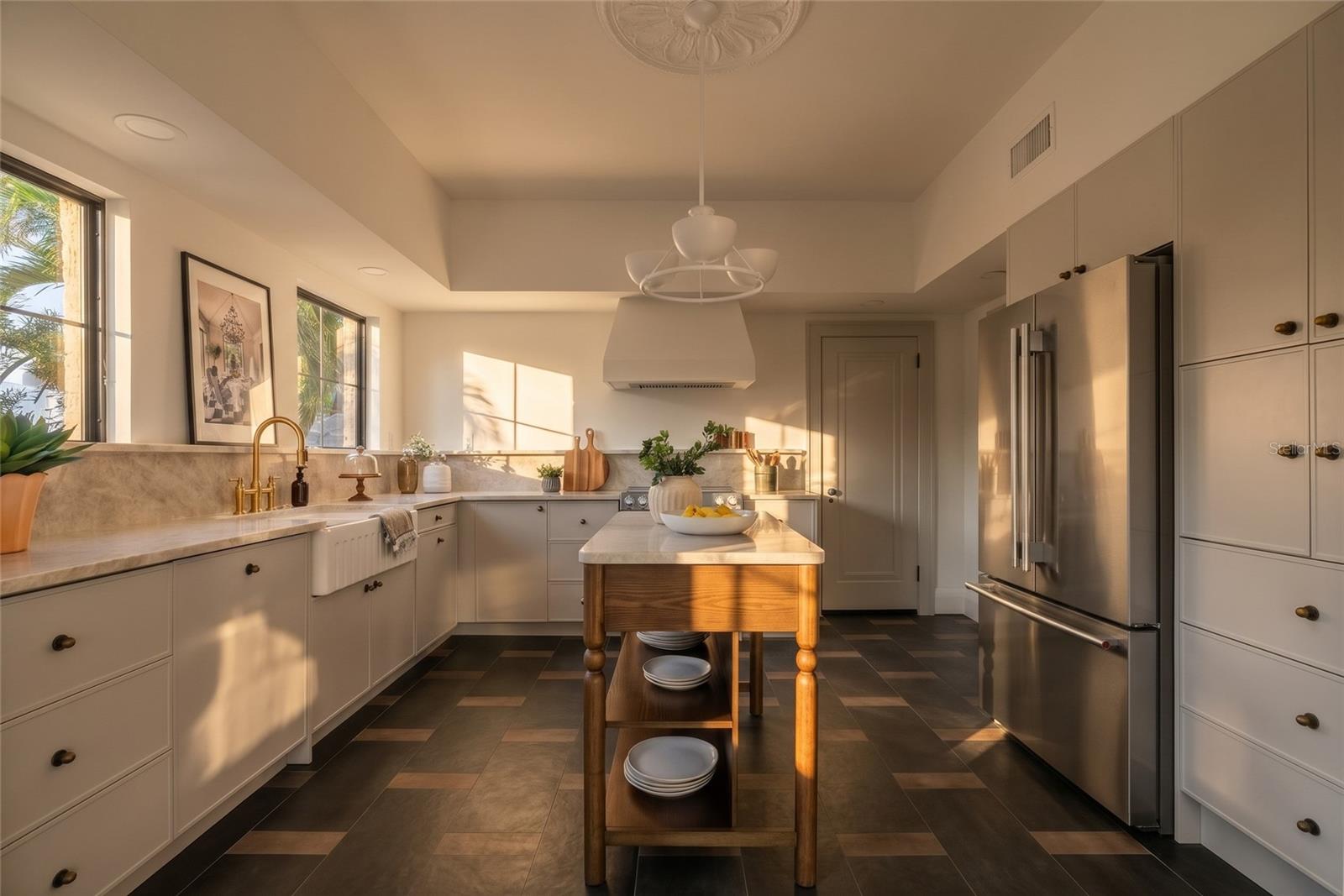 4521 W AZEELE ST — photo 14