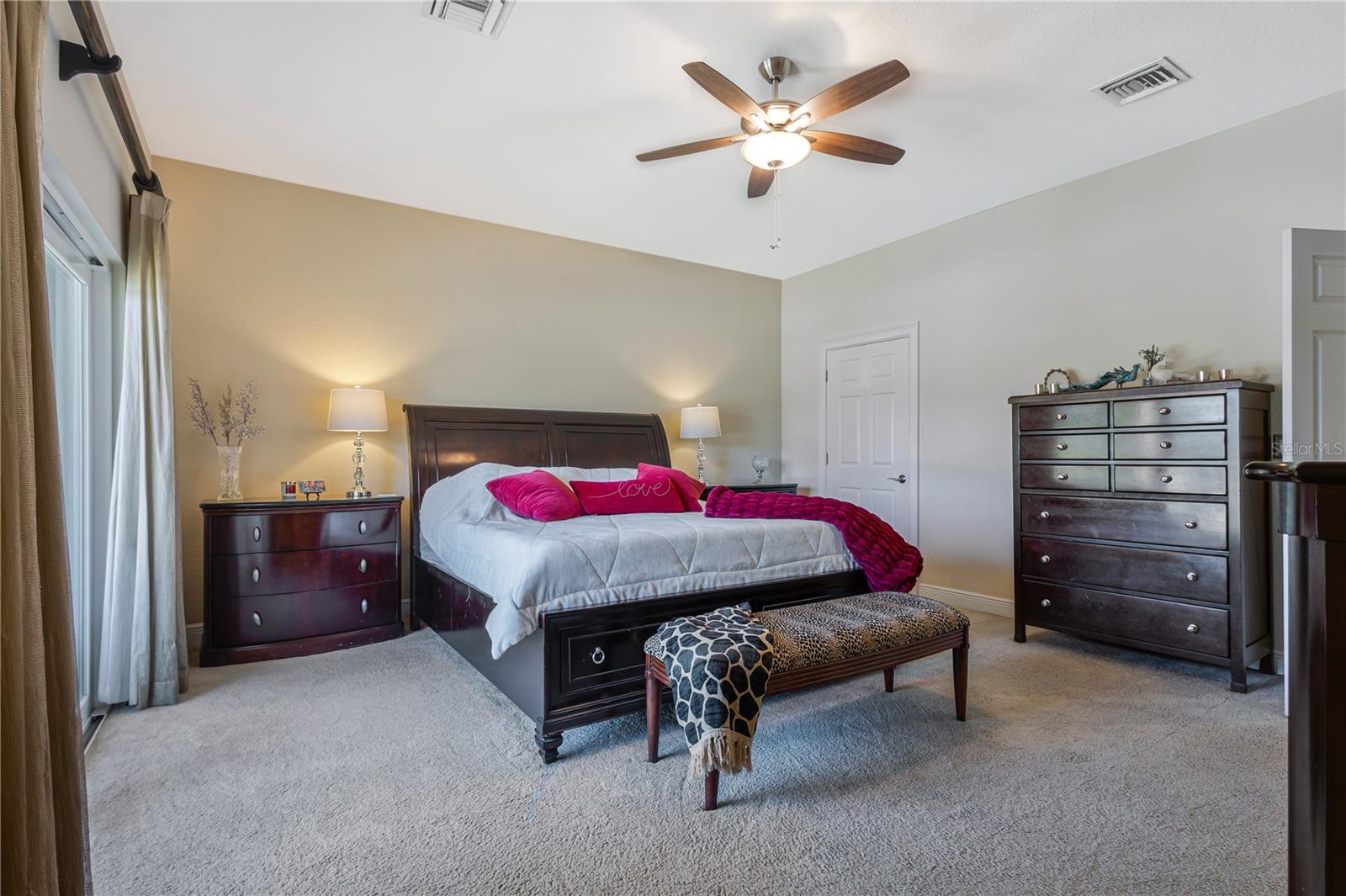 829 DATE PALM LN — photo 17