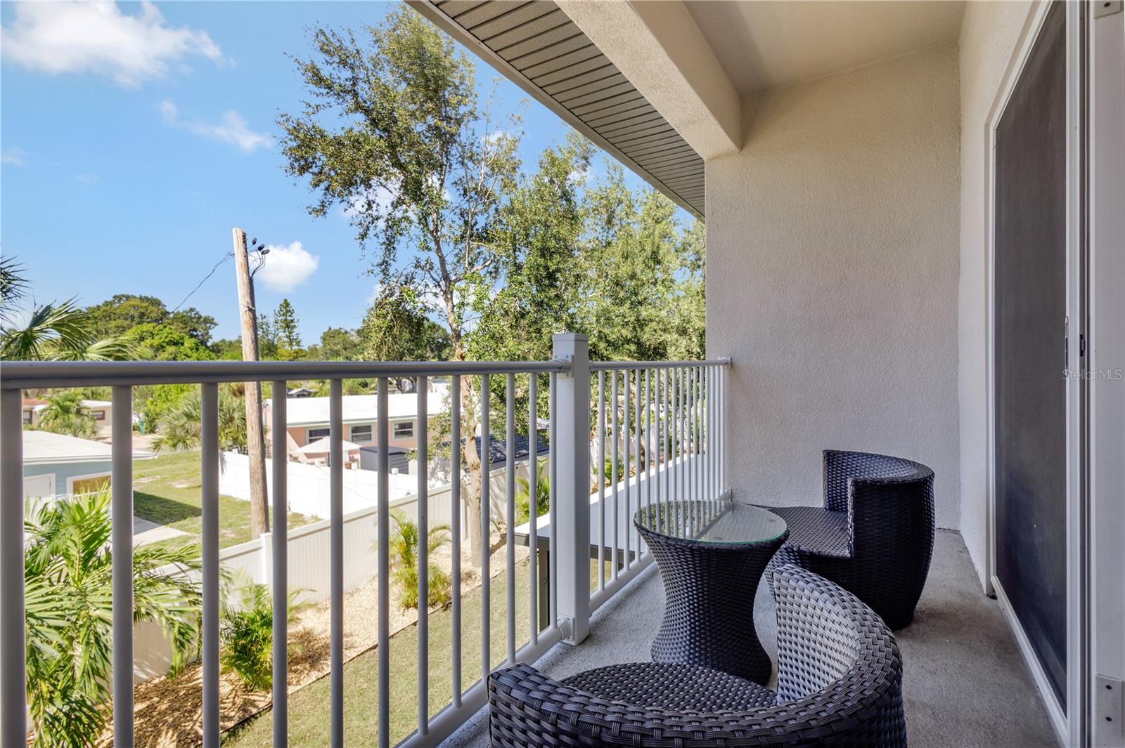 829 DATE PALM LN — photo 22