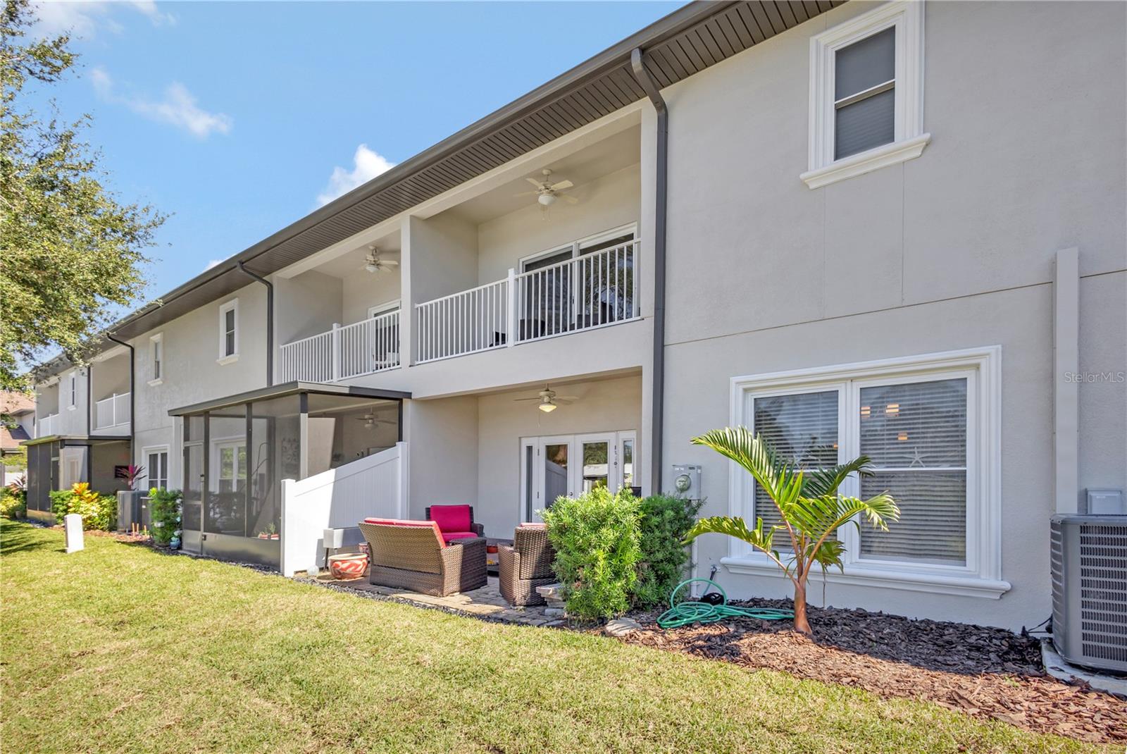 829 DATE PALM LN — photo 38