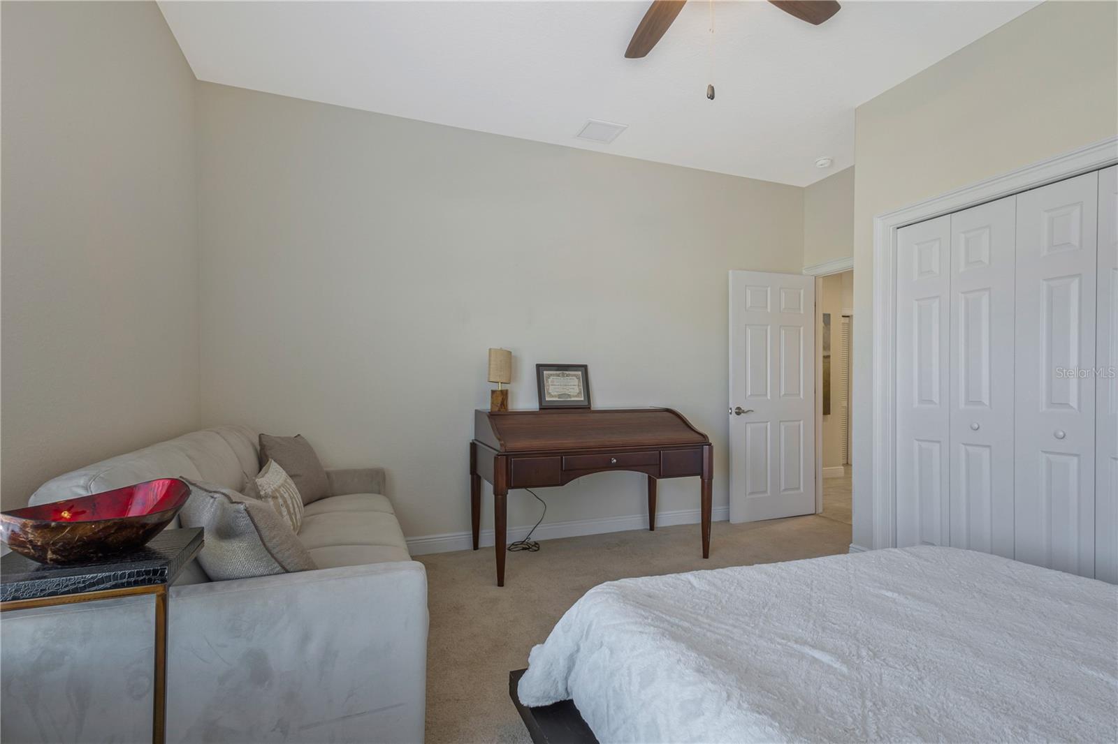 829 DATE PALM LN — photo 36