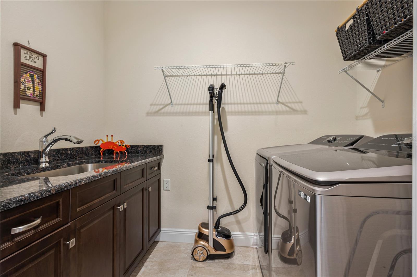 829 DATE PALM LN — photo 29