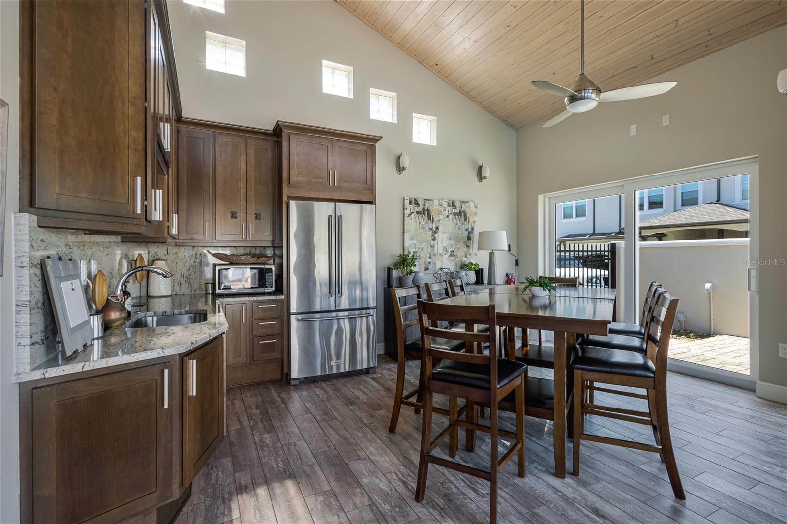 829 DATE PALM LN — photo 46
