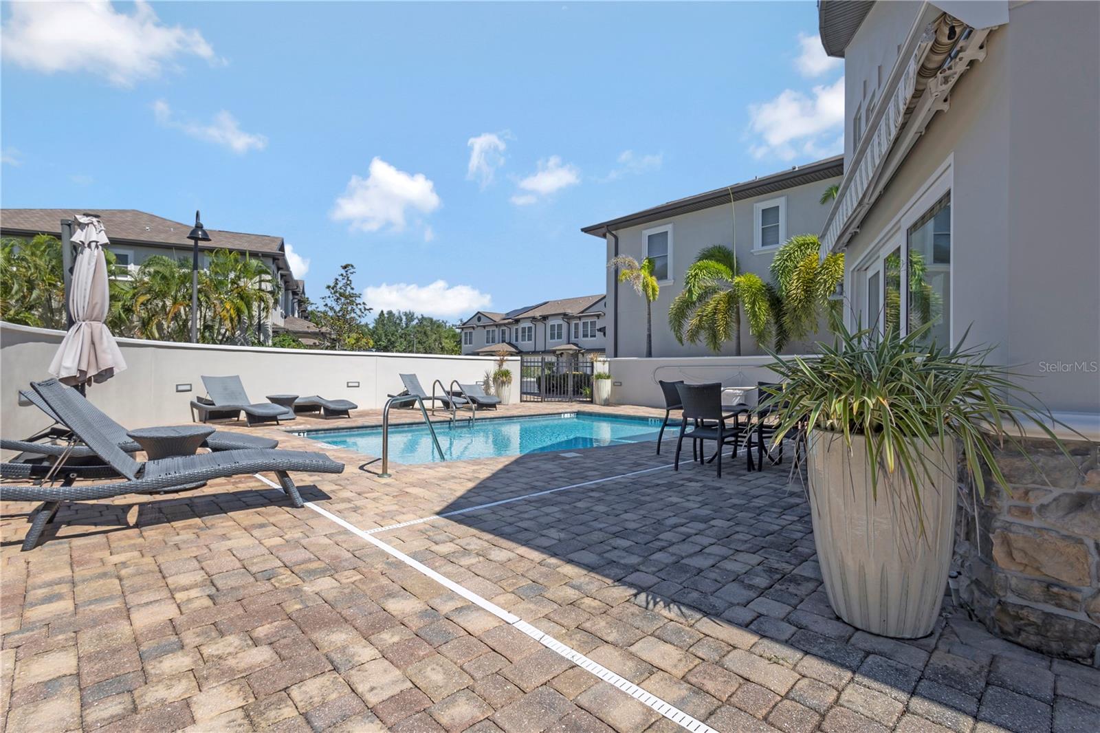 829 DATE PALM LN — photo 43