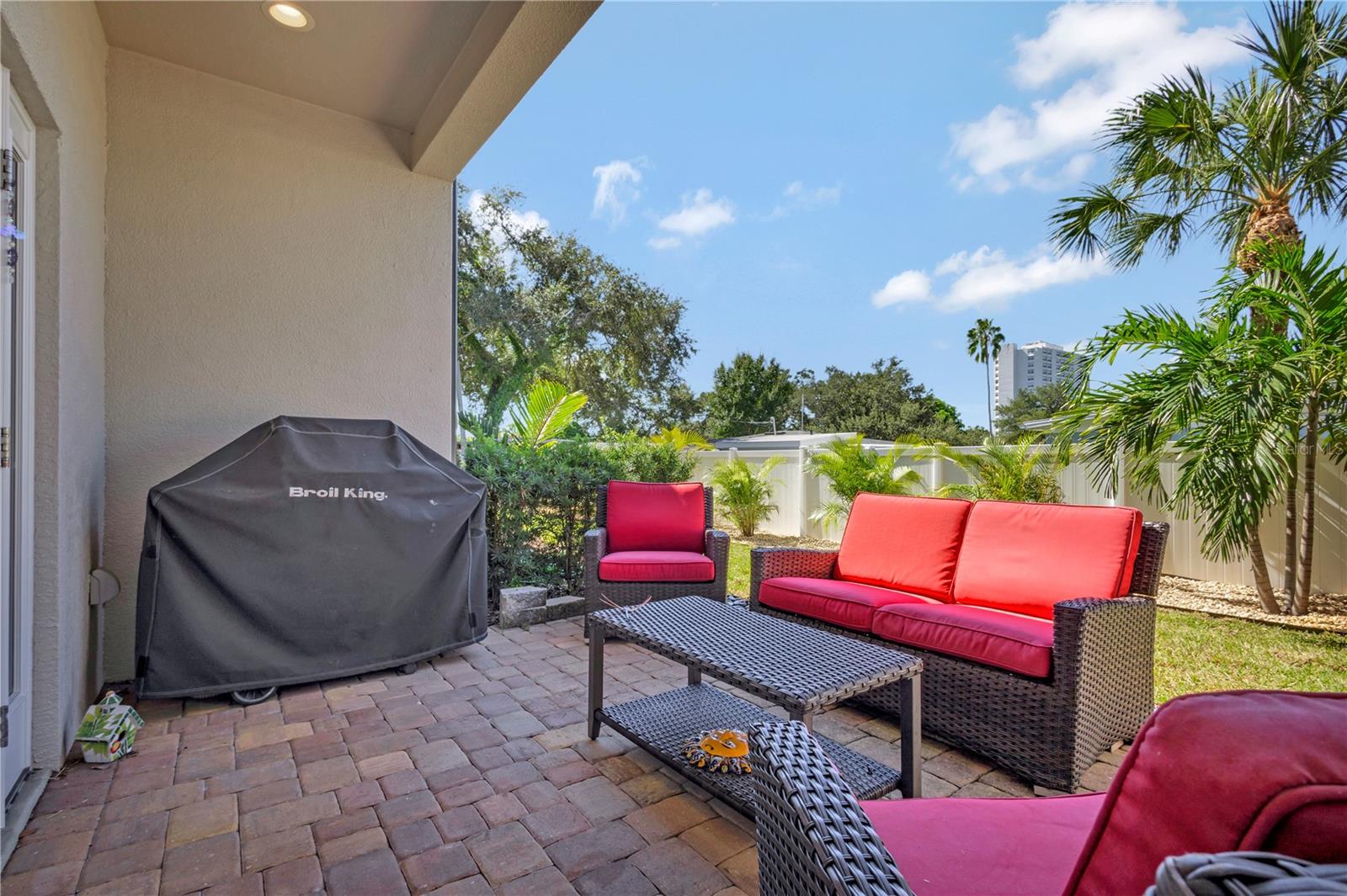 829 DATE PALM LN — photo 37