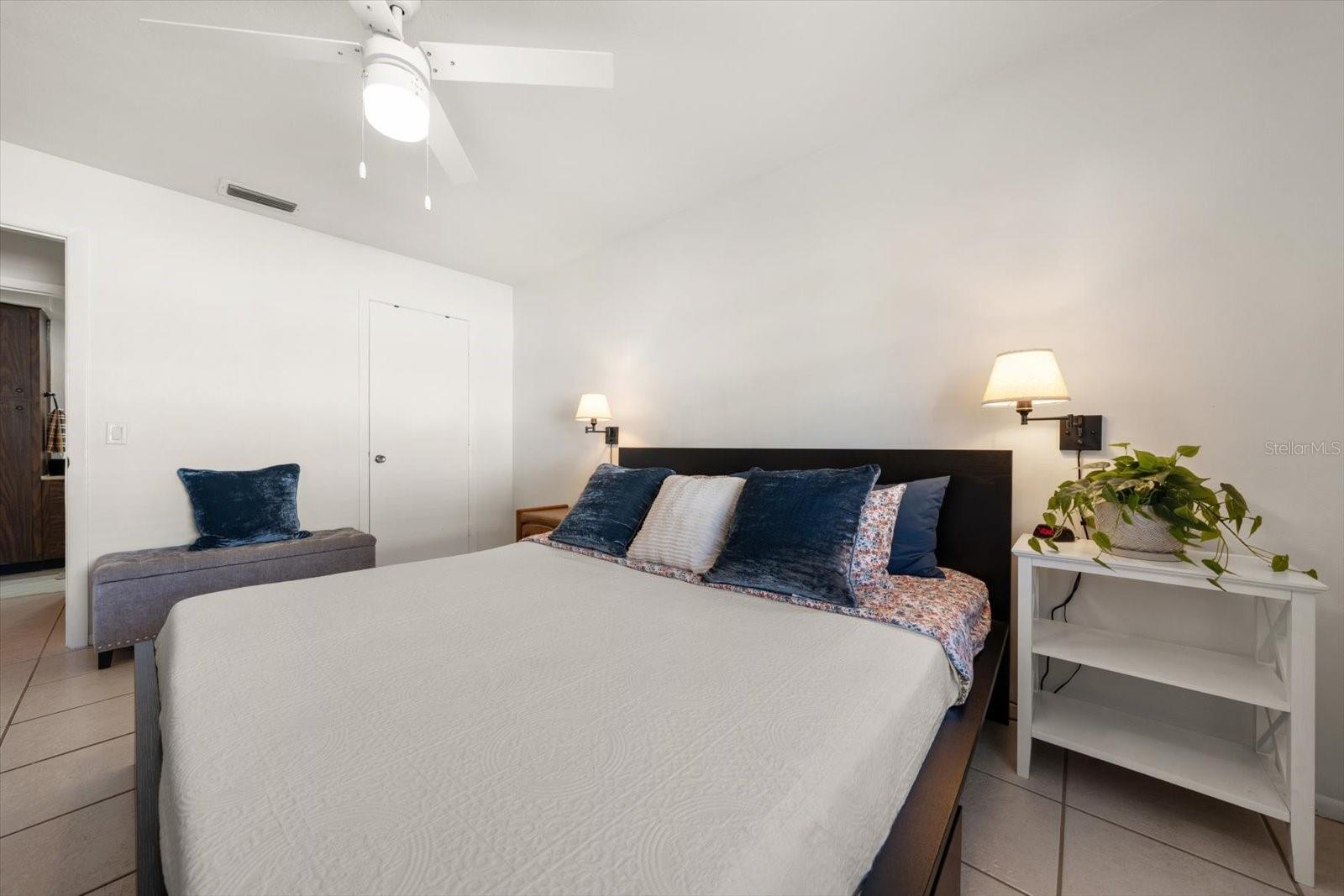1442 NORMANDY PARK DR #6 — photo 9