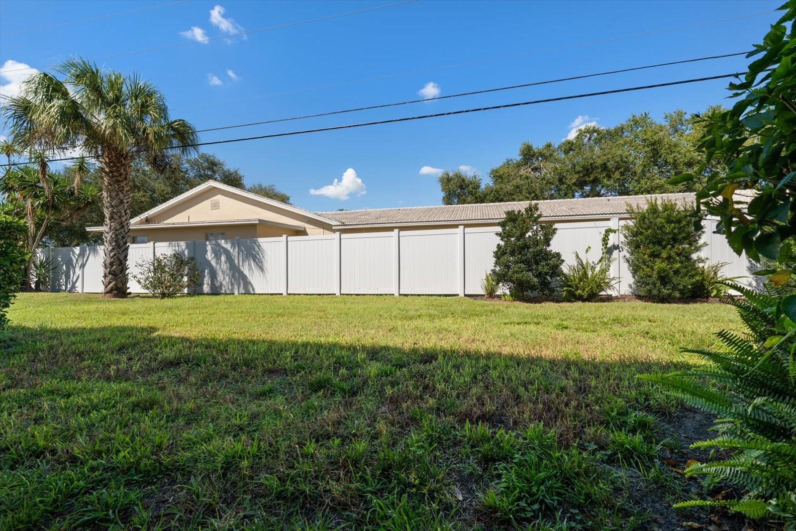1442 NORMANDY PARK DR #6 — photo 16