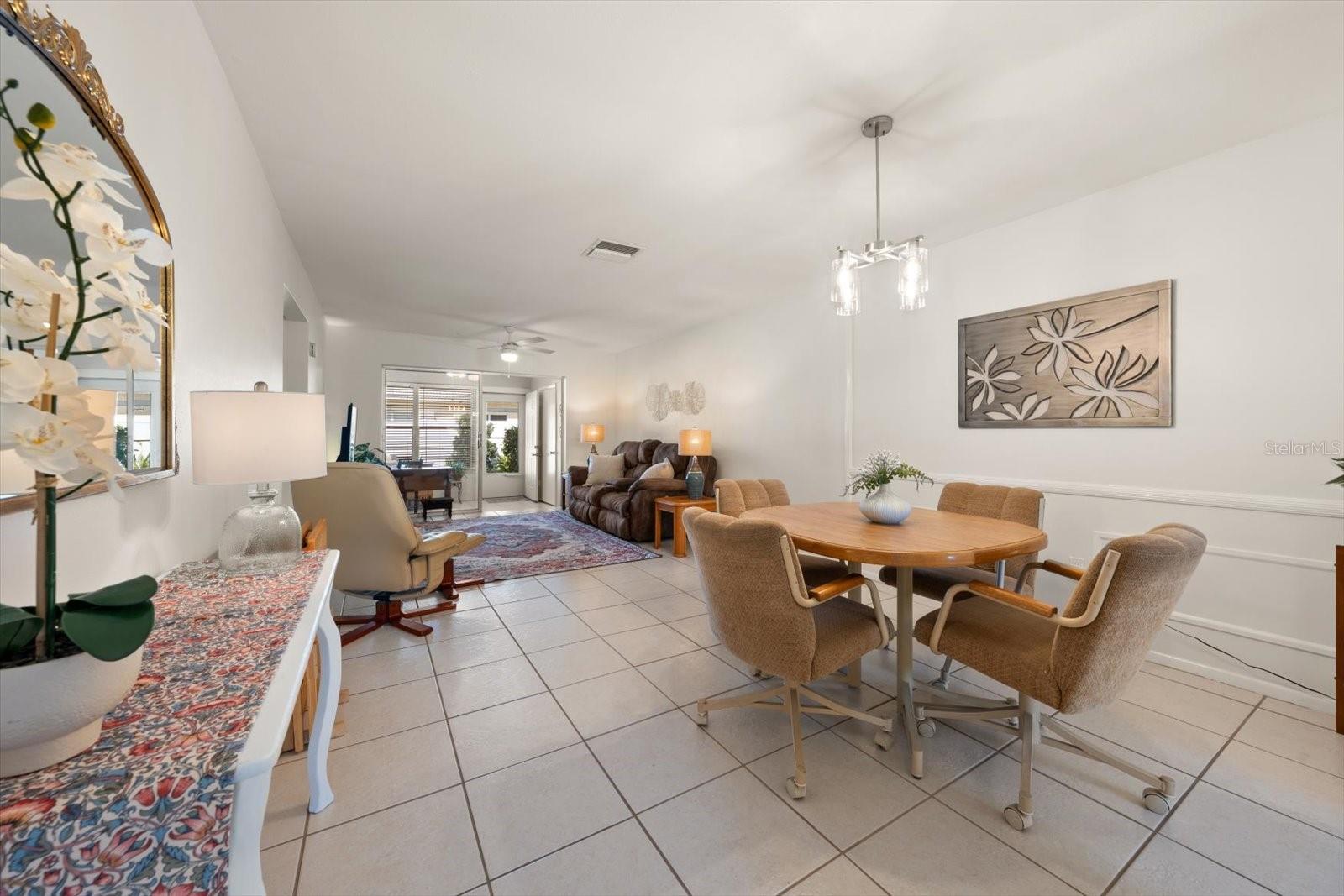 1442 NORMANDY PARK DR #6 — photo 5