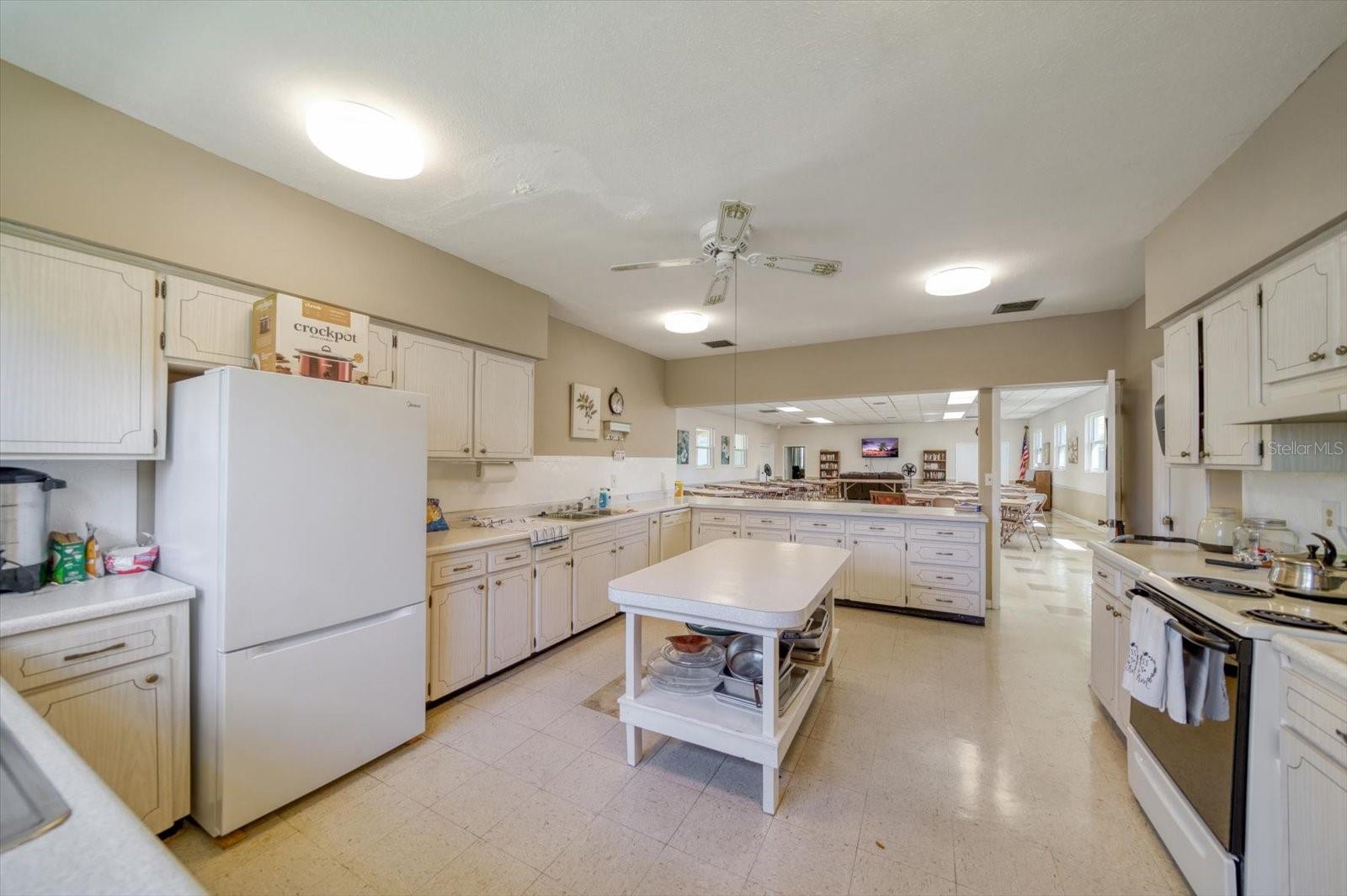 1442 NORMANDY PARK DR #6 — photo 20