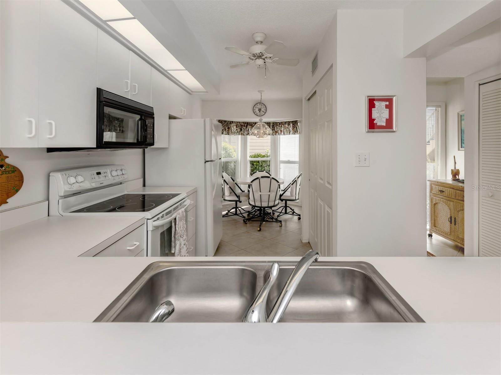 801 WATERSIDE DR #102 — photo 11