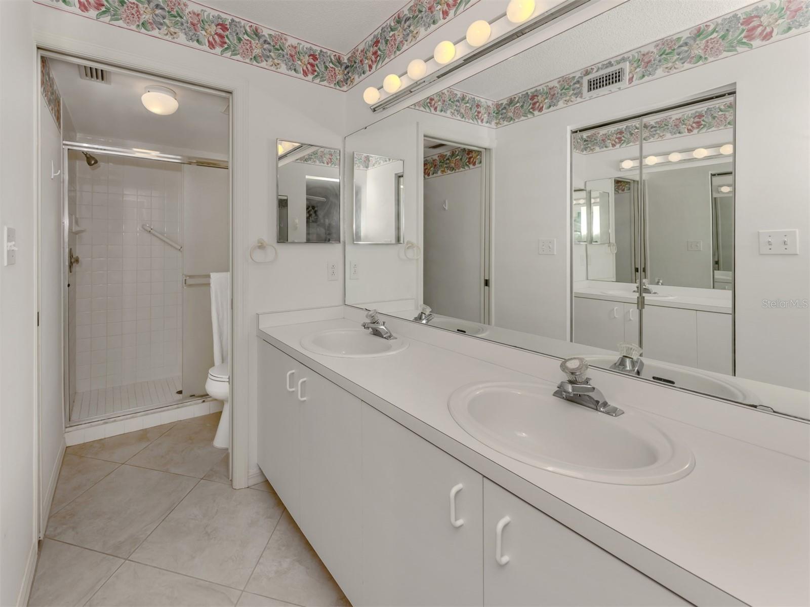 801 WATERSIDE DR #102 — photo 18