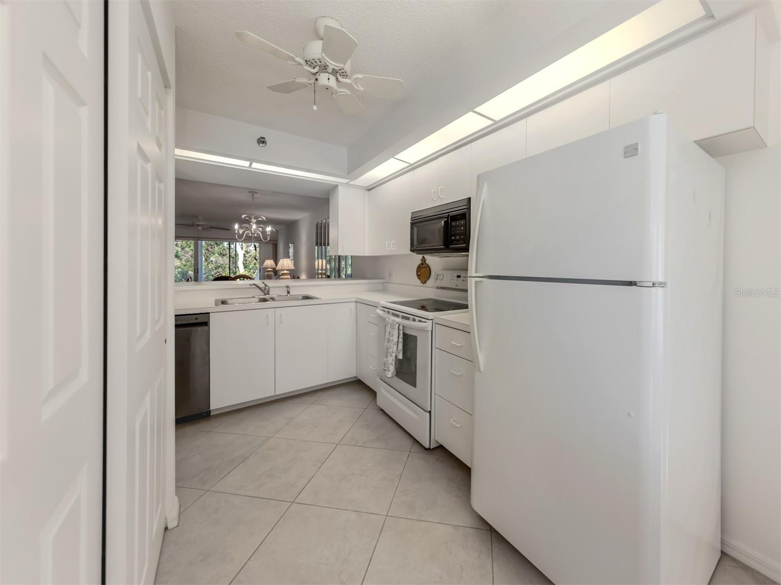 801 WATERSIDE DR #102 — photo 16