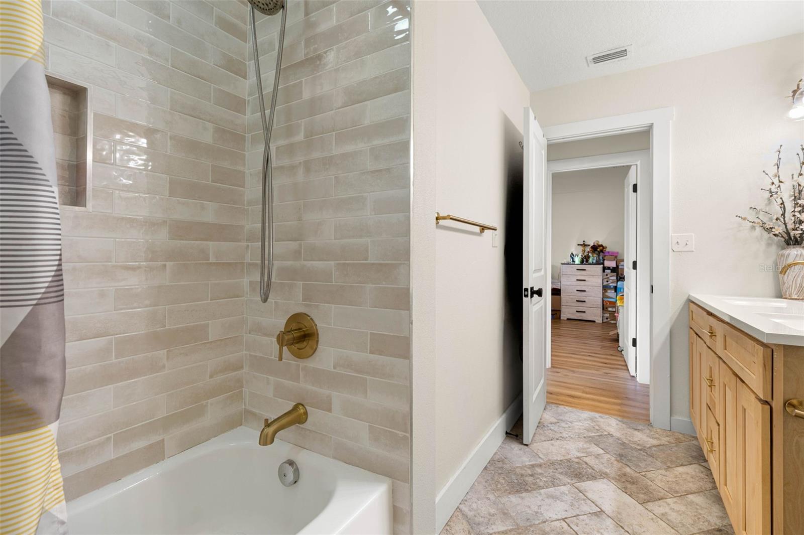 3013 GRAHAM LN — photo 35