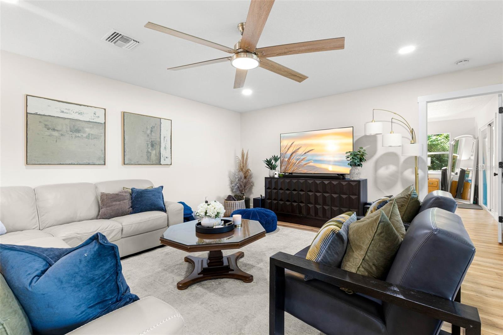3013 GRAHAM LN — photo 8
