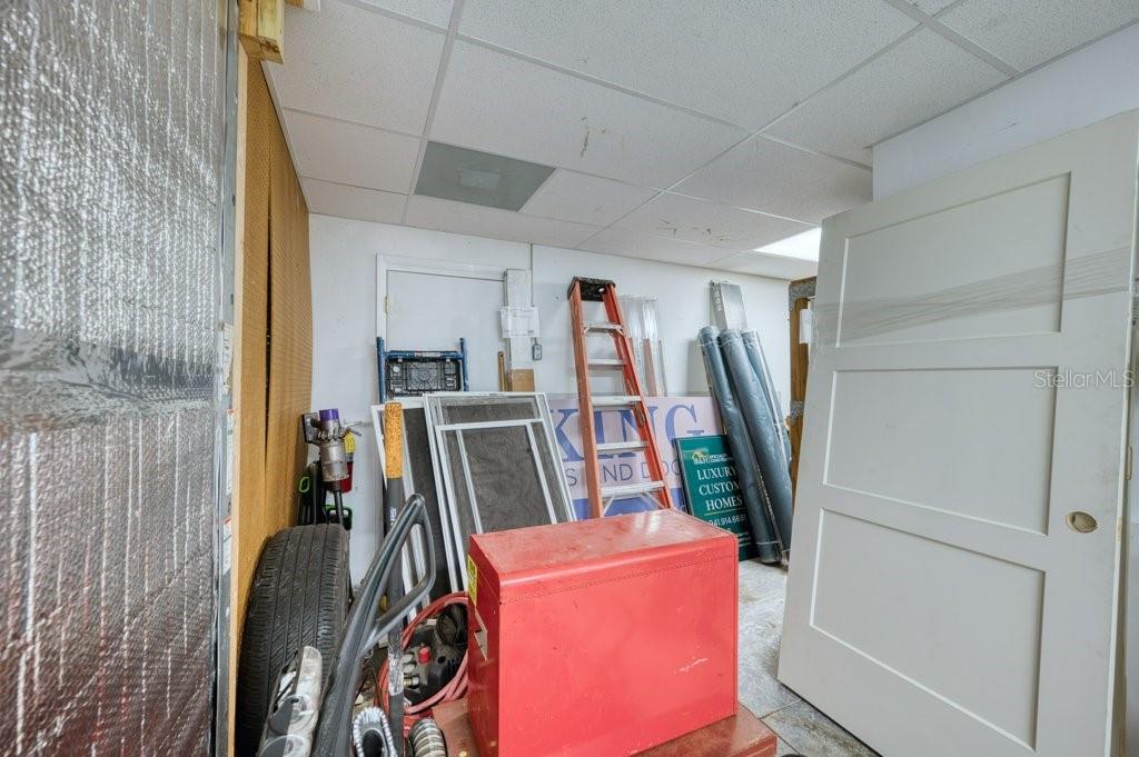 511 INTERSTATE CT — photo 44