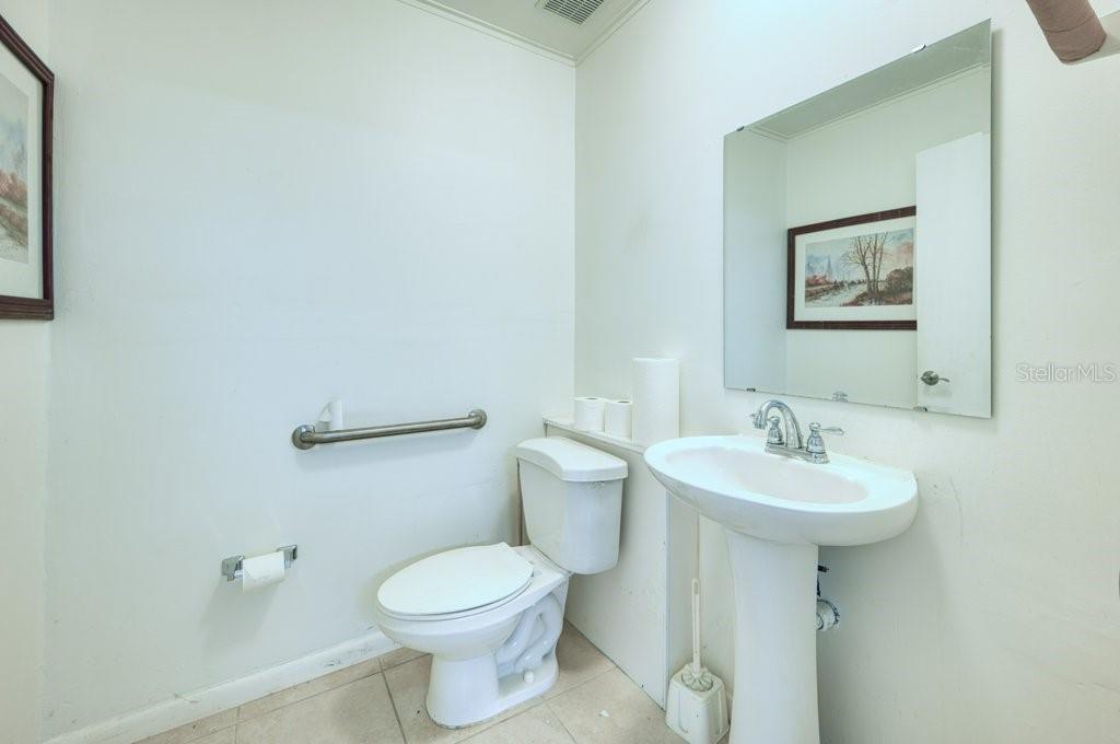 511 INTERSTATE CT — photo 23