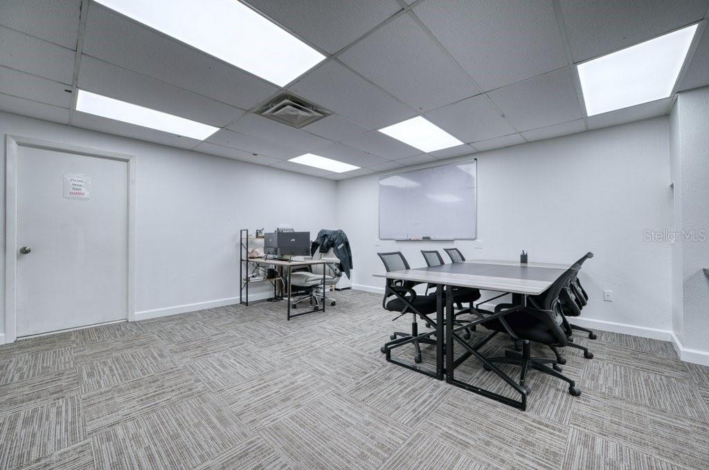 511 INTERSTATE CT — photo 39