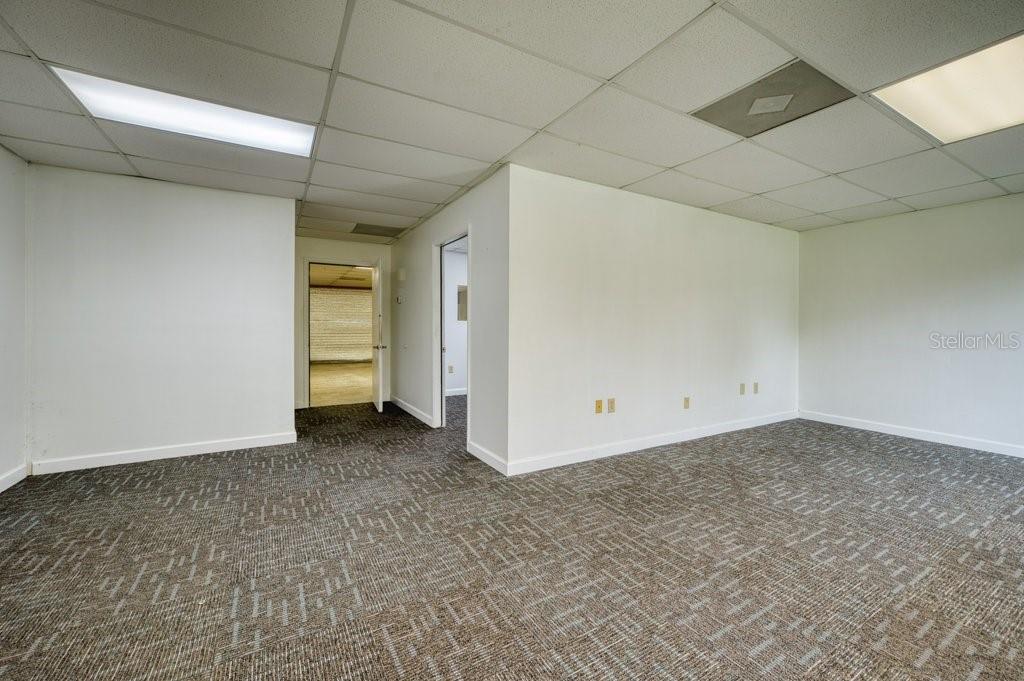 511 INTERSTATE CT — photo 22